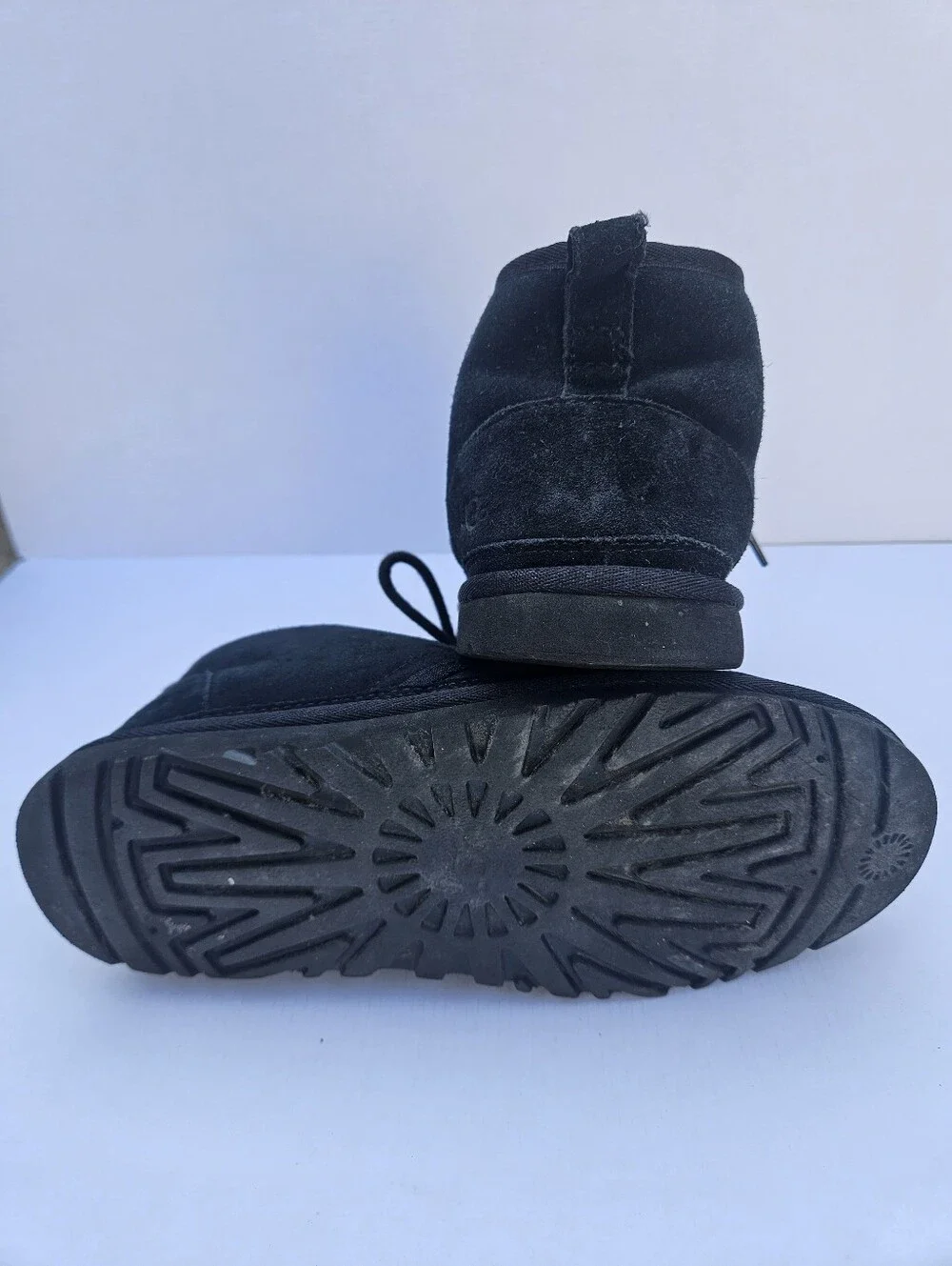UGG ​description ​brand